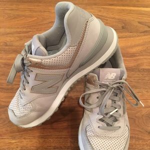 New Balance 574 sneakers